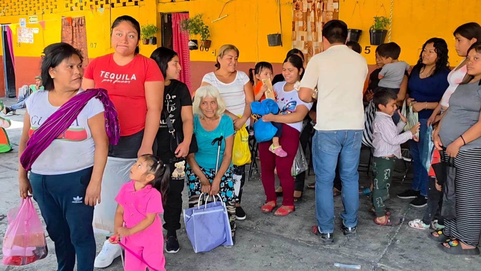 Llevan «El Kilo de la Ayuda» a familias en albergues cañeros de Cuautla