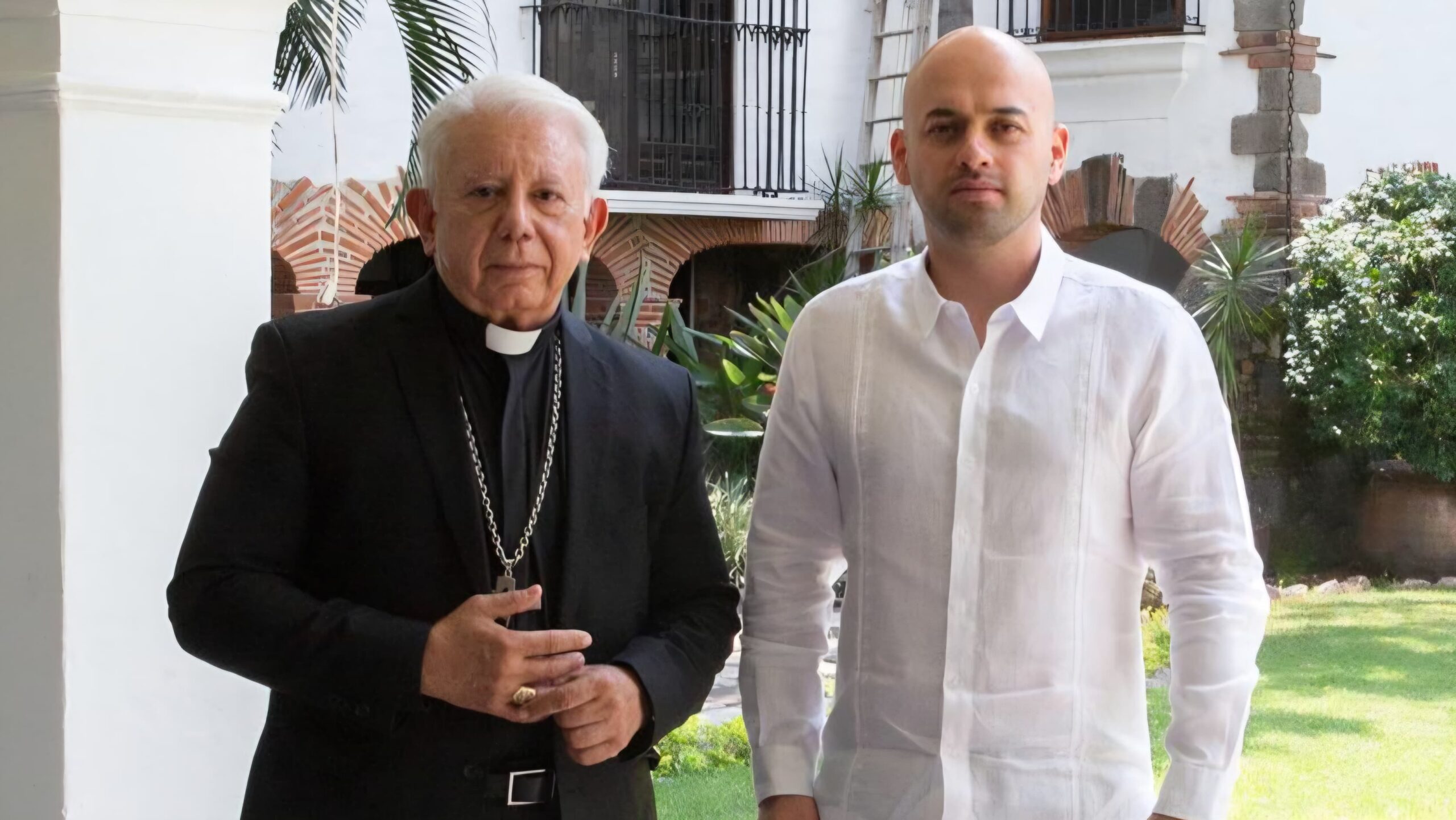 Gobierno y obispo fortalecen diálogo por la paz