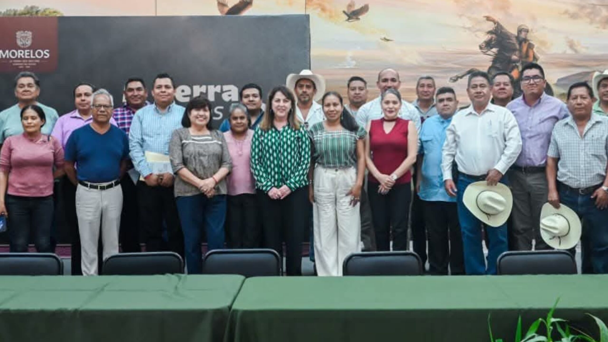 Se reúne Gobernadora con habitantes de Tetelcingo para avanzar en municipalización
