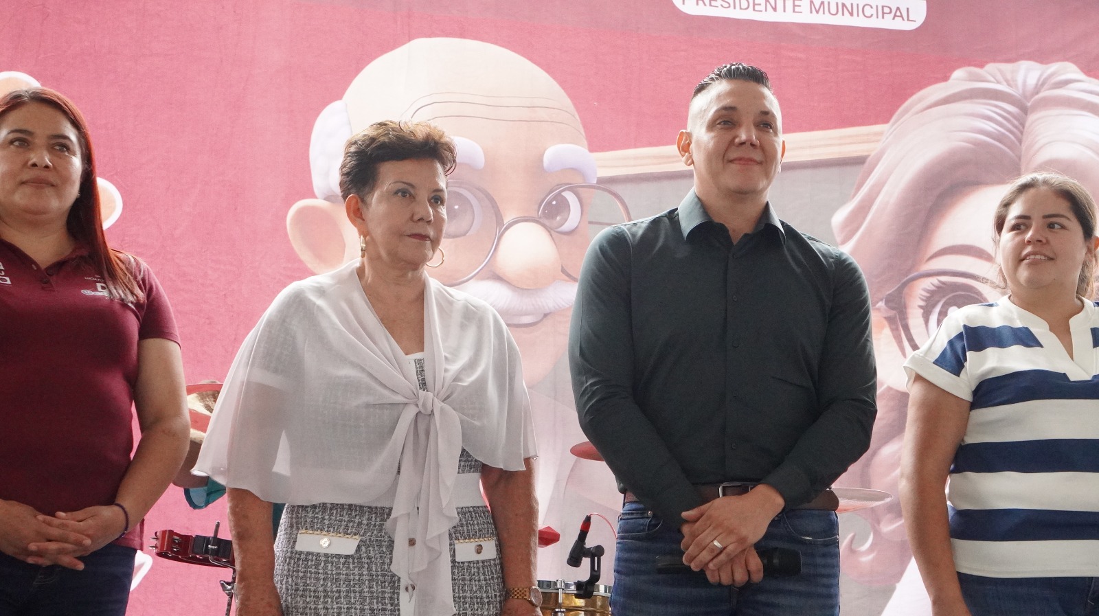Ayuntamiento de Ocuituco celebra a maestras y maestros con emotivo festejo
