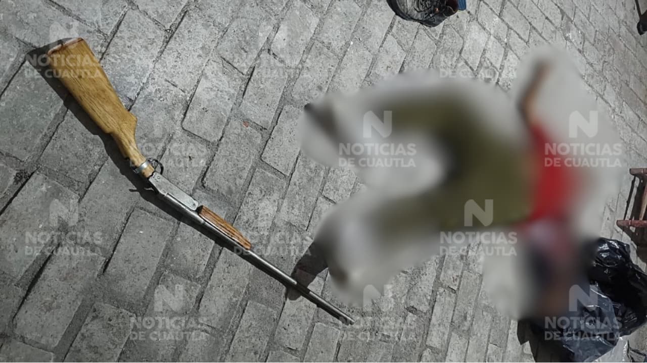 Muere hombre por un disparo de arma tras discutir con su pareja en Axochiapan