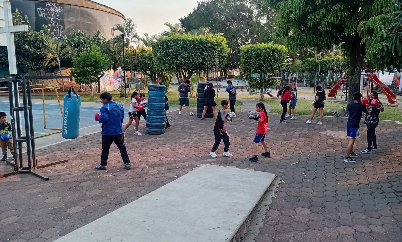 Jóvenes de Cuautlixco competirán en el torneo “Puños Rosas” en la CDMX