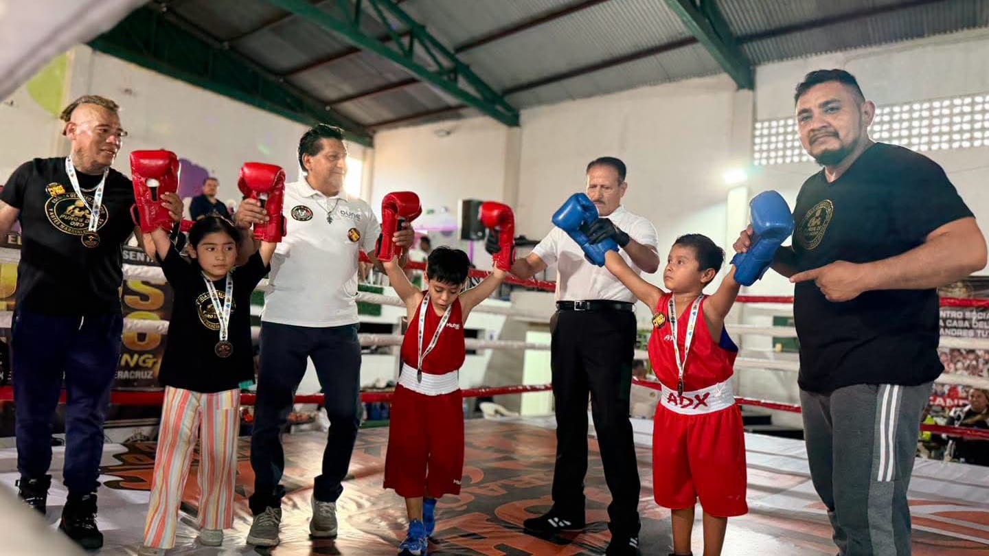Boxeadores de Jantetelco brillan en torneo nacional y conquistan ocho preseas