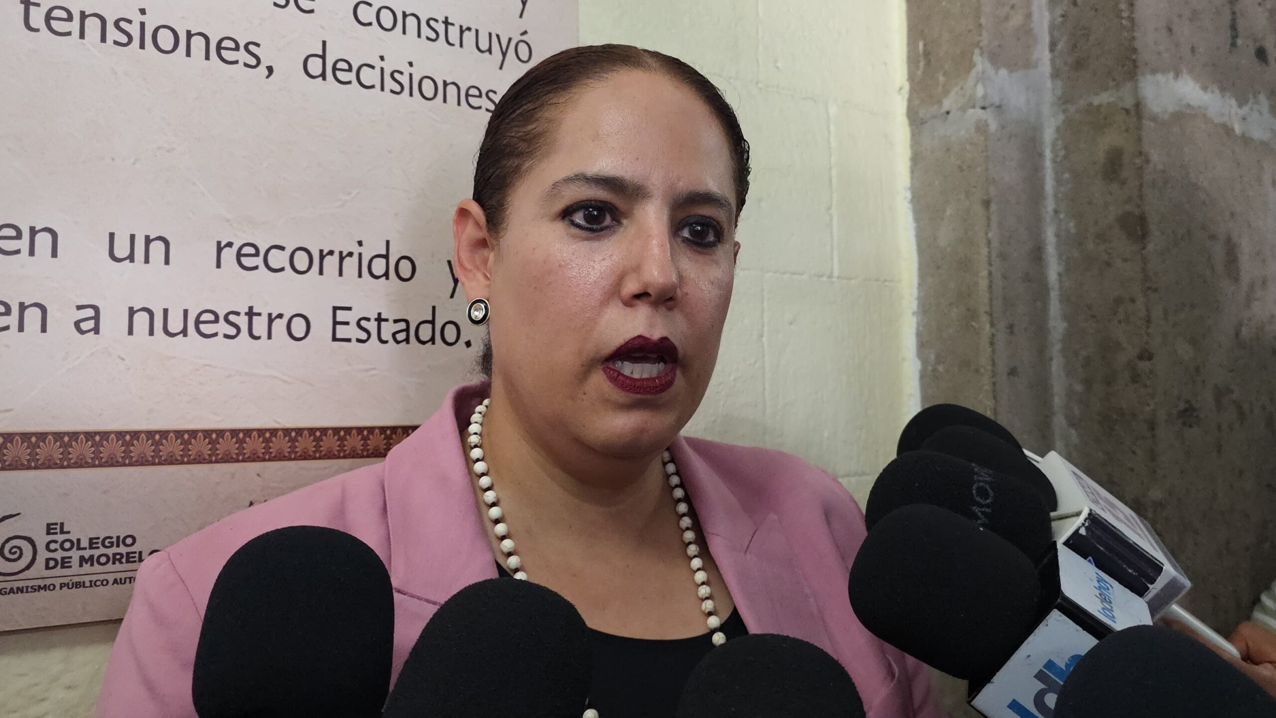 Alistan prohibición del uso de celulares en preparatorias de Morelos