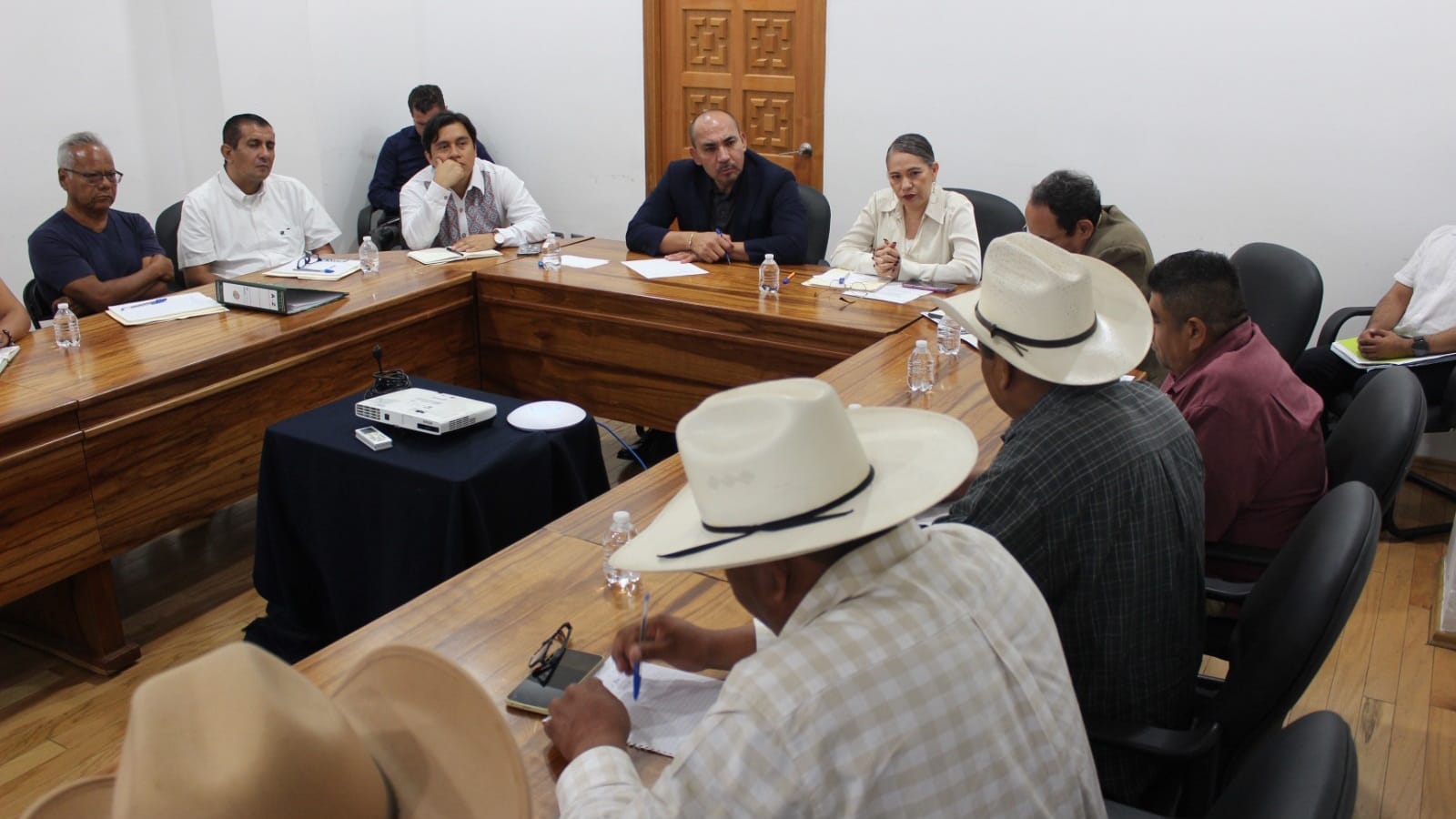 Refuerzan proceso para crear el municipio indígena de Tetelcingo