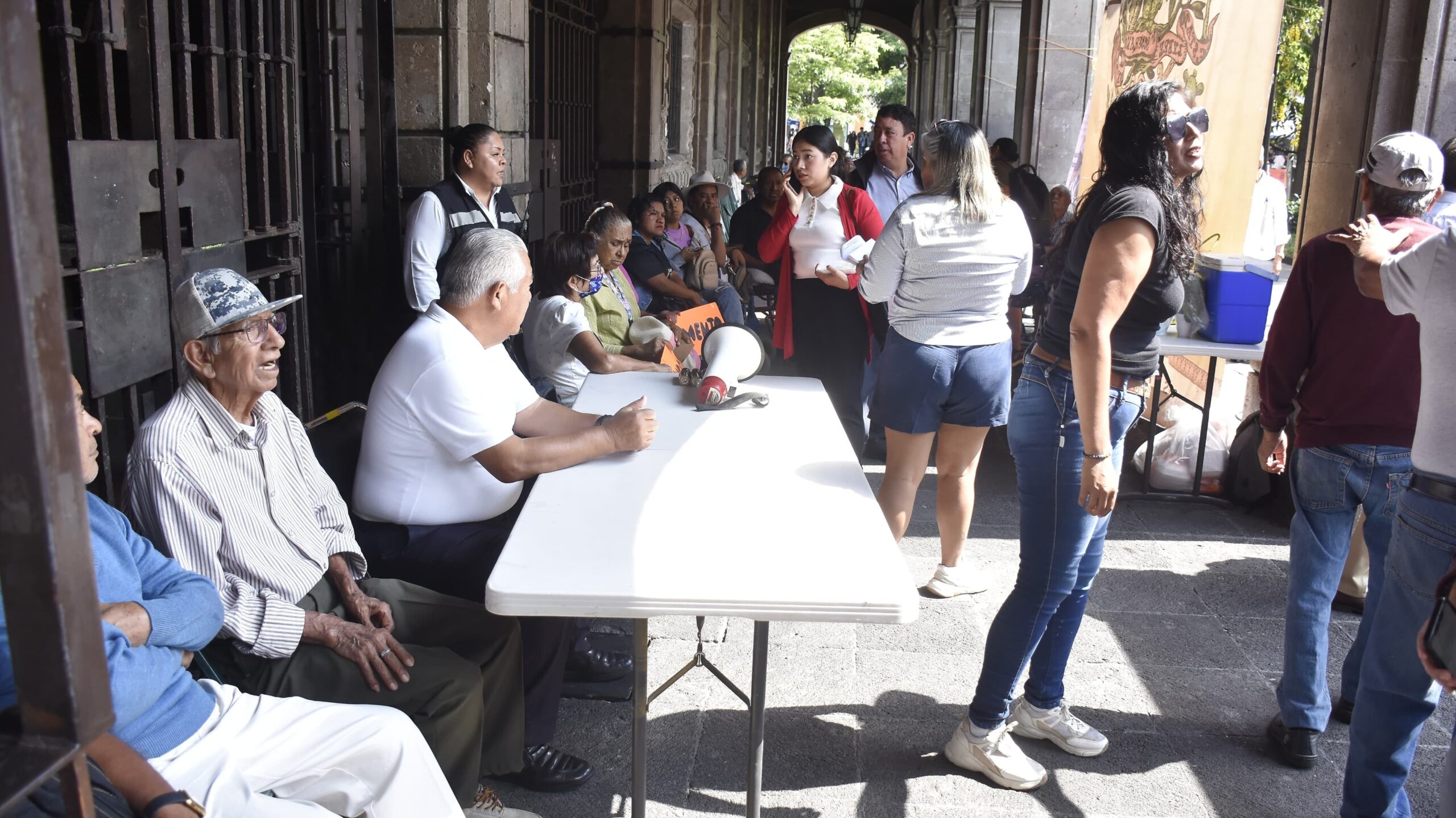Inconformes por alza al pasaje iniciarán huelga de hambre
