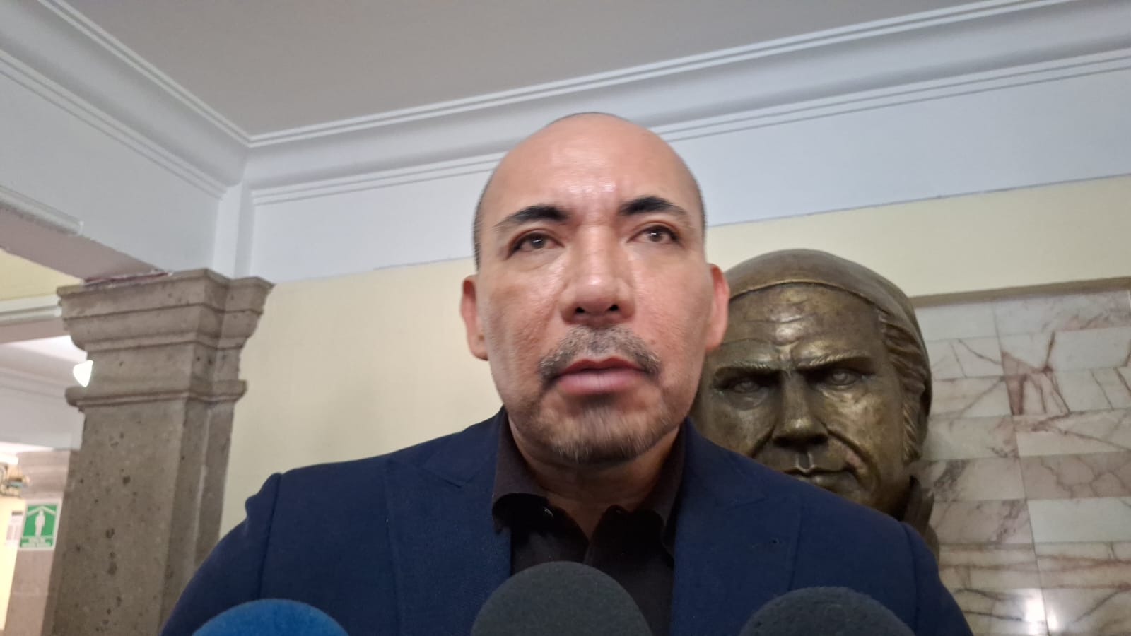 Vence plazo para renuncias en el gabinete; sólo tres funcionarios dejan sus cargos