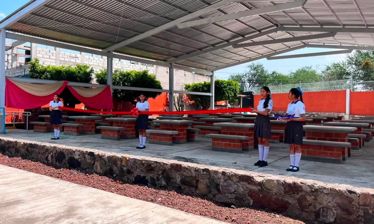 Mejoran instalaciones de la Secundaria Tlahuilli de Amayuca
