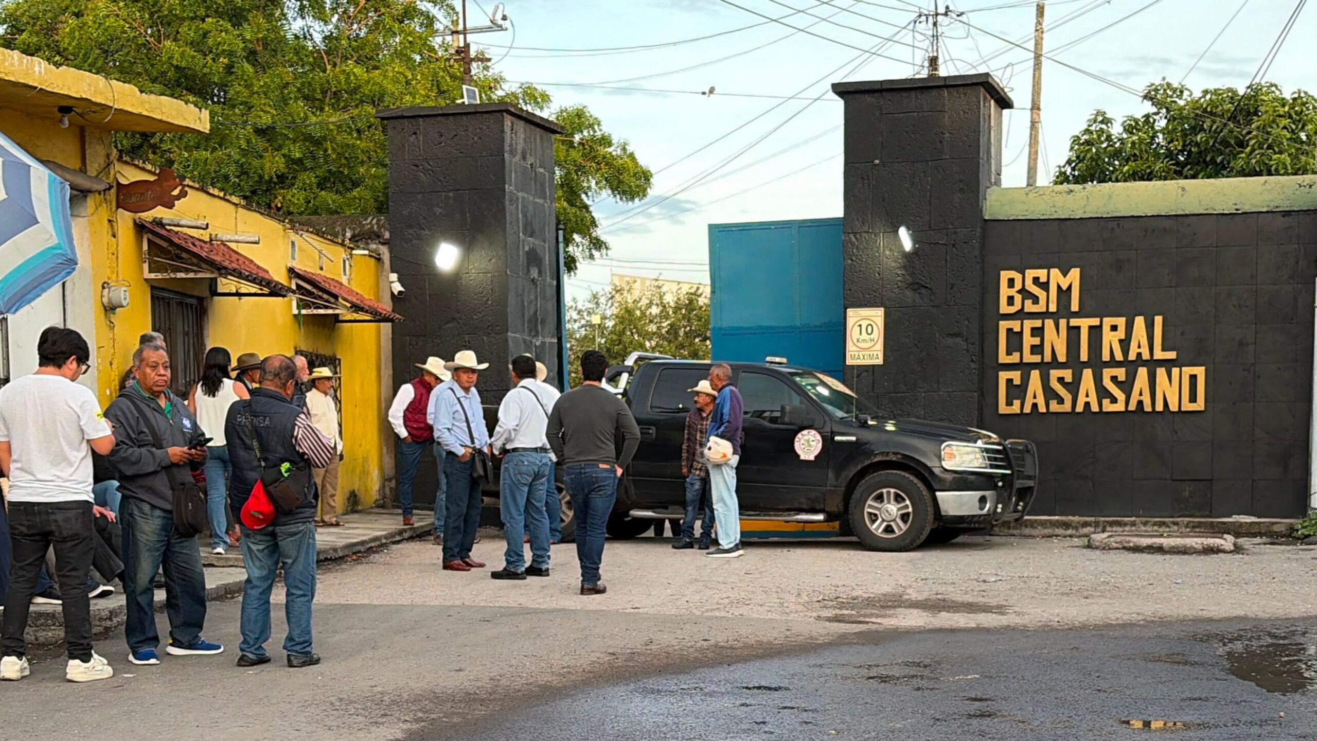 Productores toman el ingenio de Casasano por retraso en pago de liquidaciones