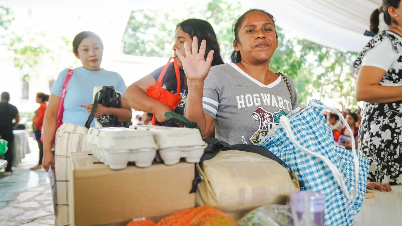 Entrega DIF Morelos canastas alimentarias en la región oriente