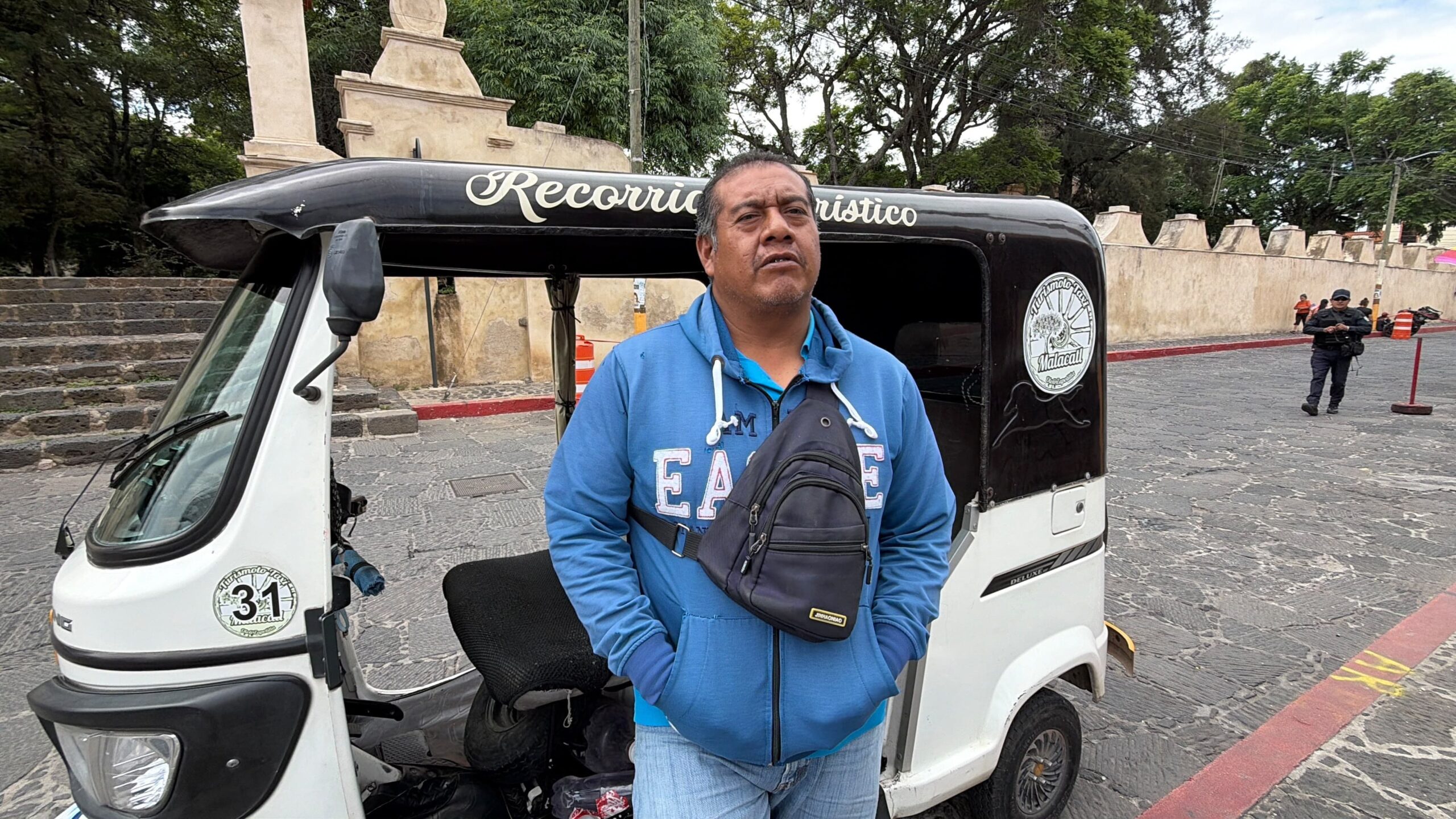 Mototaxistas turísticos esperan repunte de visitantes este fin de semana en Tlayacapan