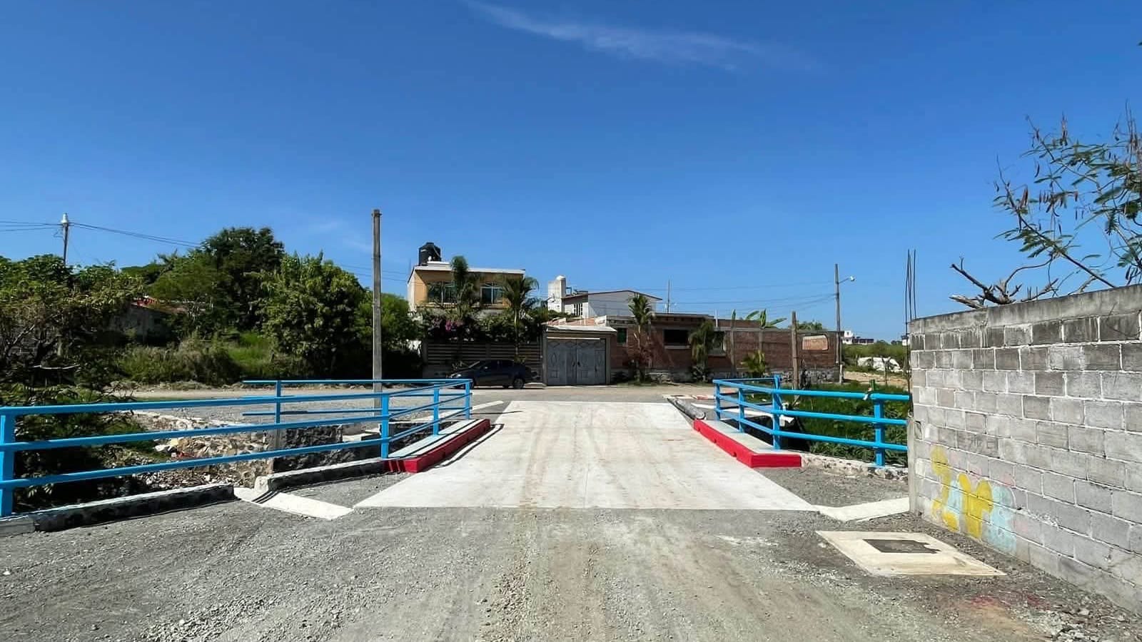 Inauguran puente en Mexquemeca para mejorar la conectividad