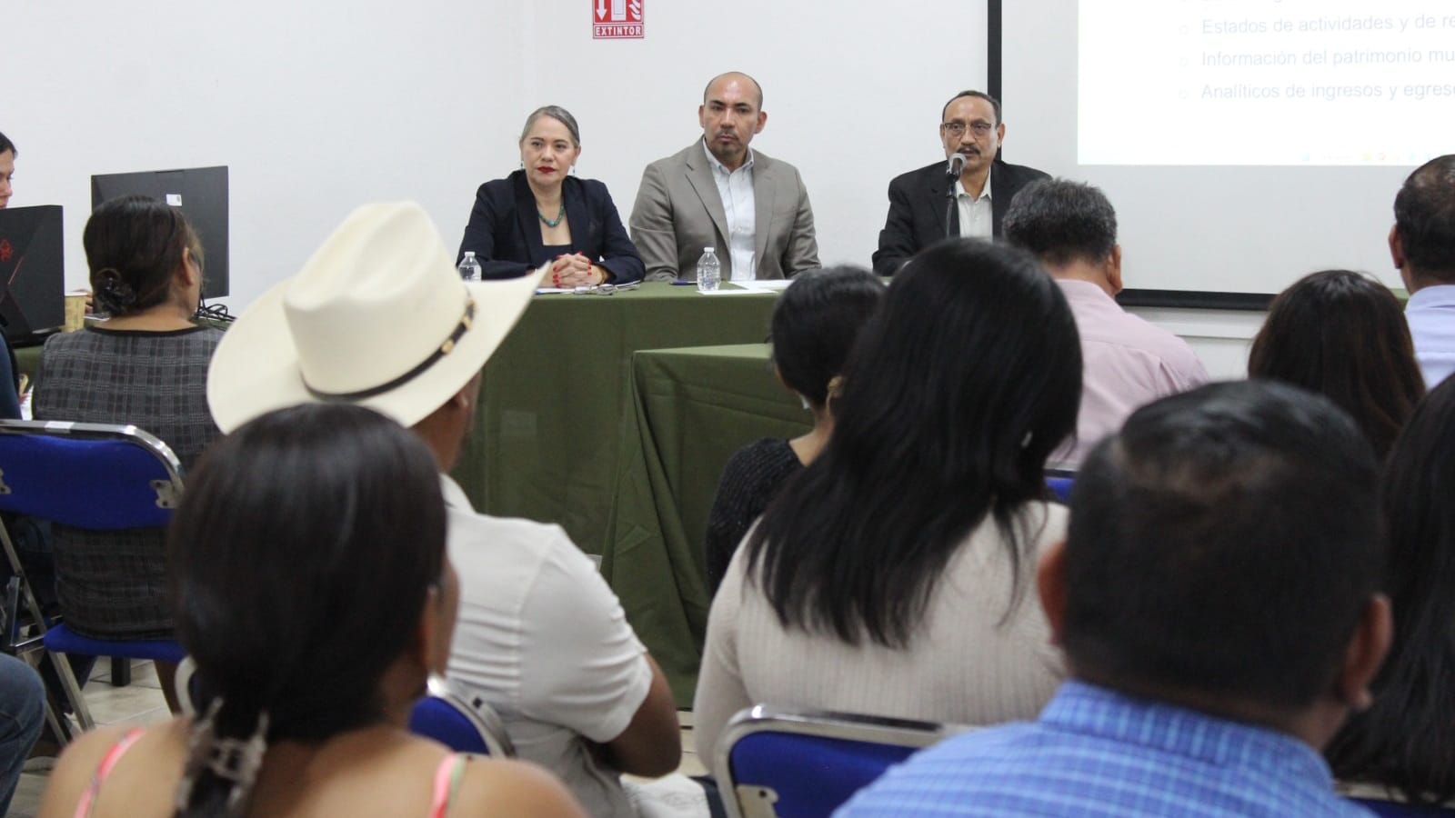 Gobierno estatal acuerda capacitación para acompañar proceso de Tetelcingo