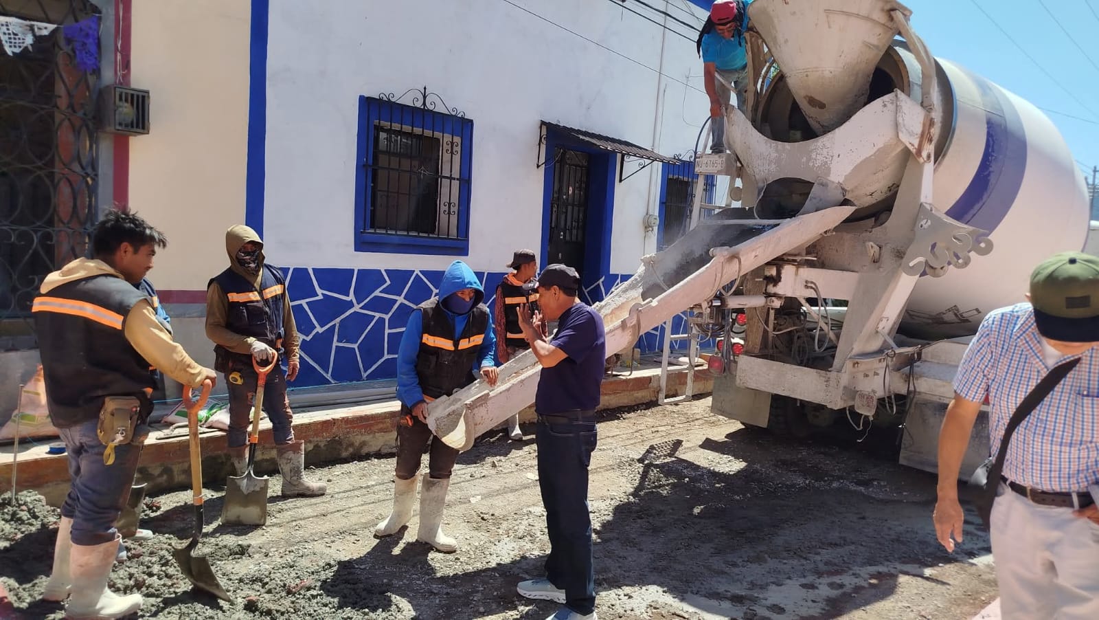 Rehabilitan servicios y vialidades del centro de Jonacatepec