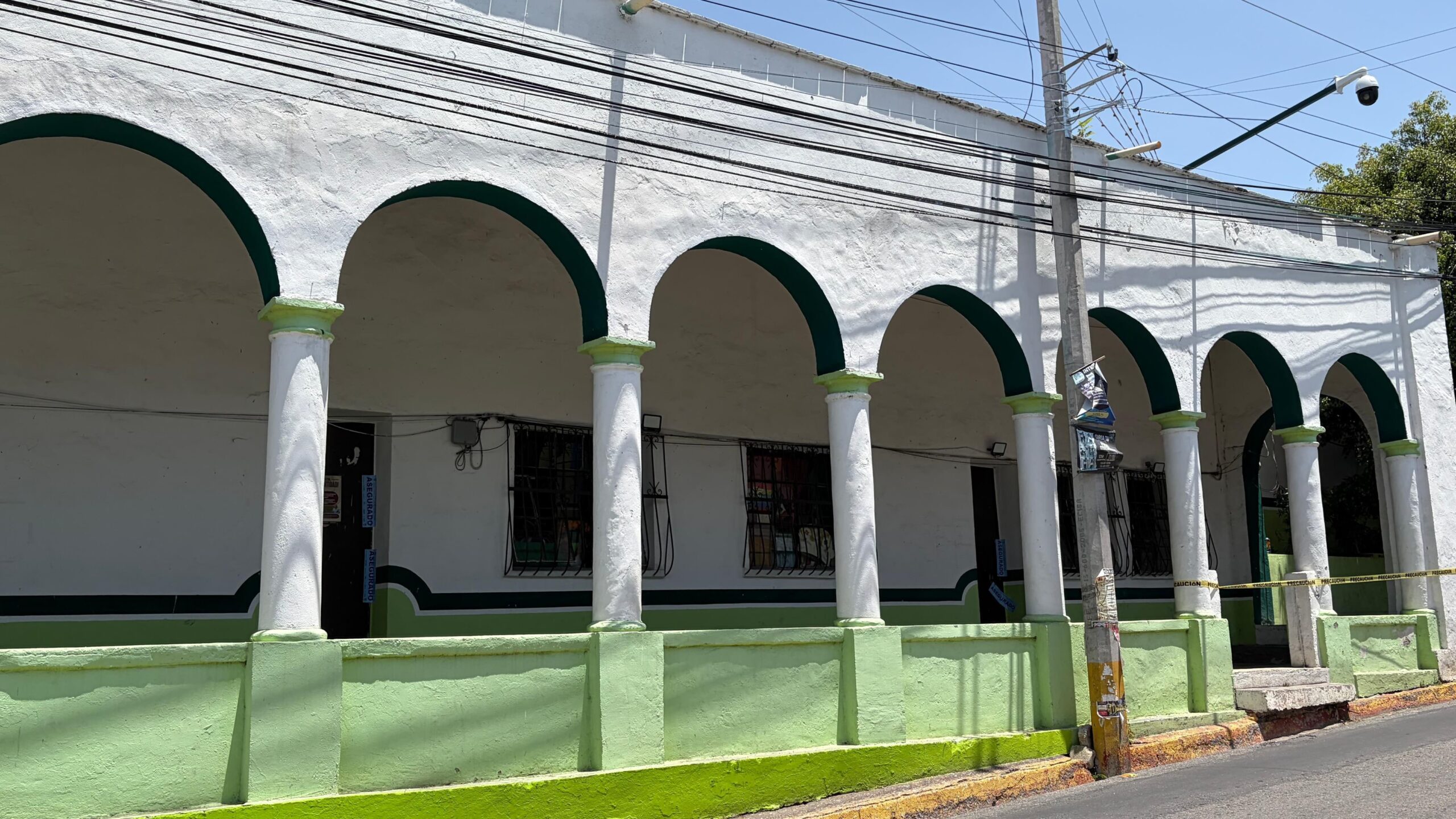 Fiscalía entrega Palacio Municipal de Temoac tras concluir diligencias por homicidio de Valentín Lavín