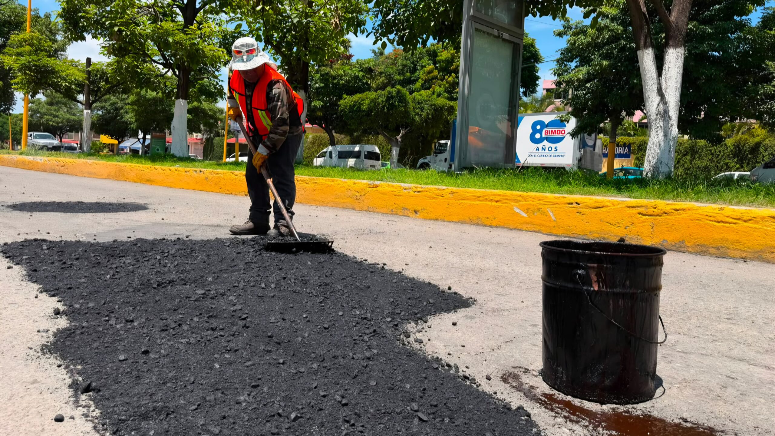 Inician trabajos de bacheo en avenida Reforma de Cuautla
