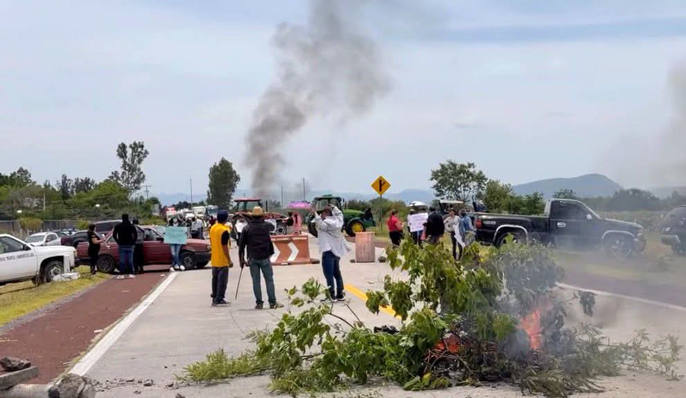 Docentes de la Normal de Amilcingo niegan agresiones contra estudiantes