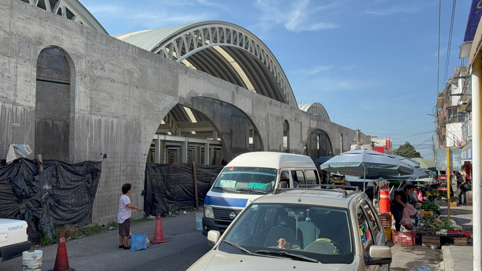Piden que reconstrucción del mercado Hermenegildo Galeana sea 100 % incluyente