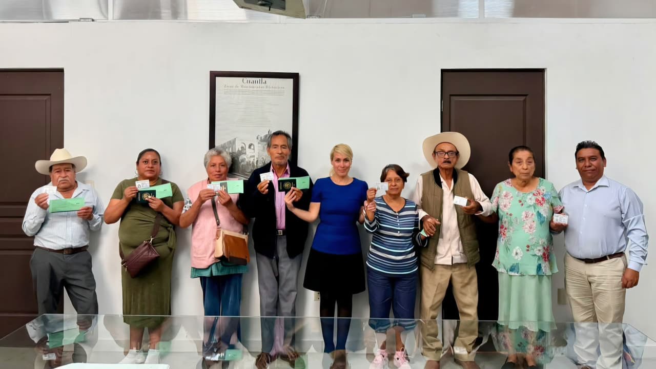 Entrega Cuautla siete visas a través de Programa Municipal