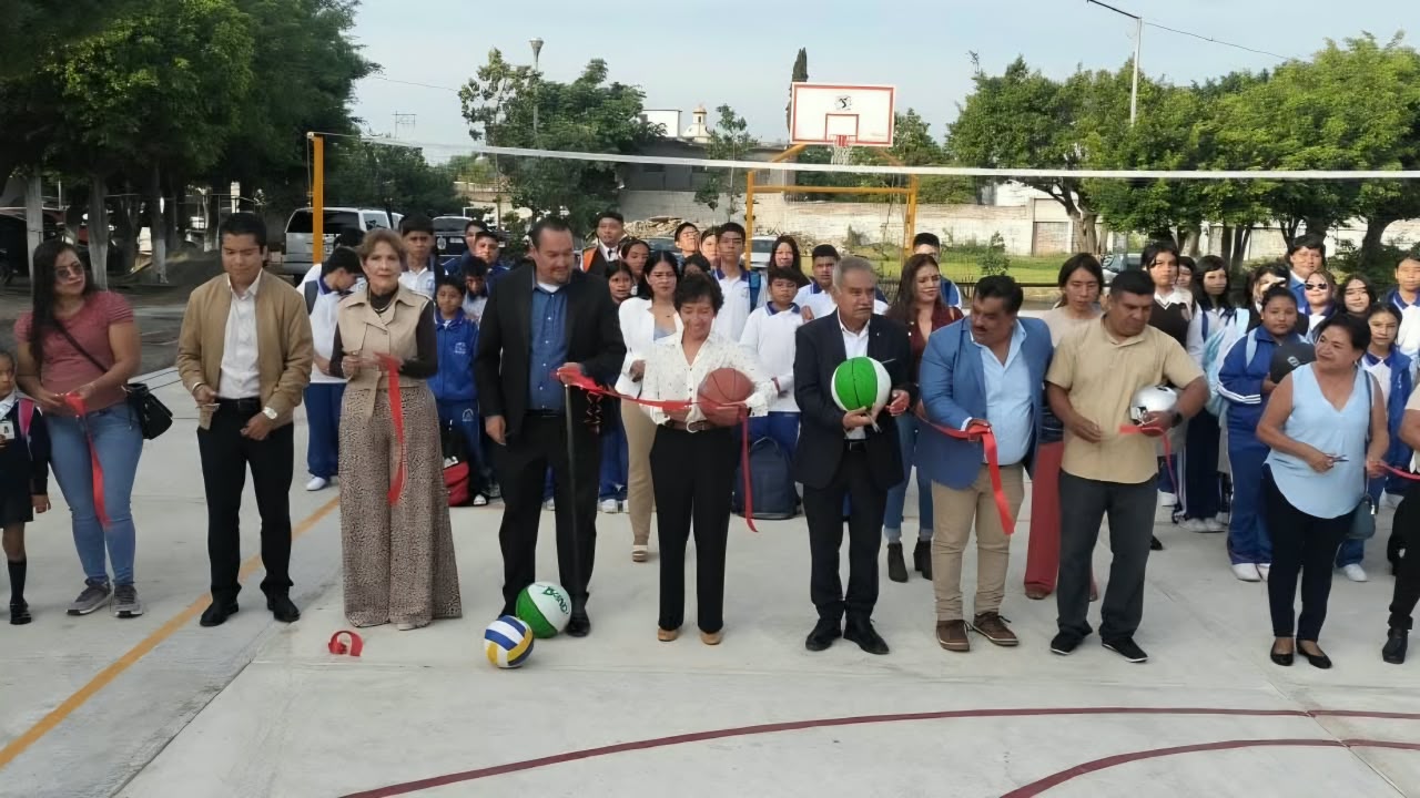Cuautla fortalece infraestructura educativa con nueva cancha en Casasano
