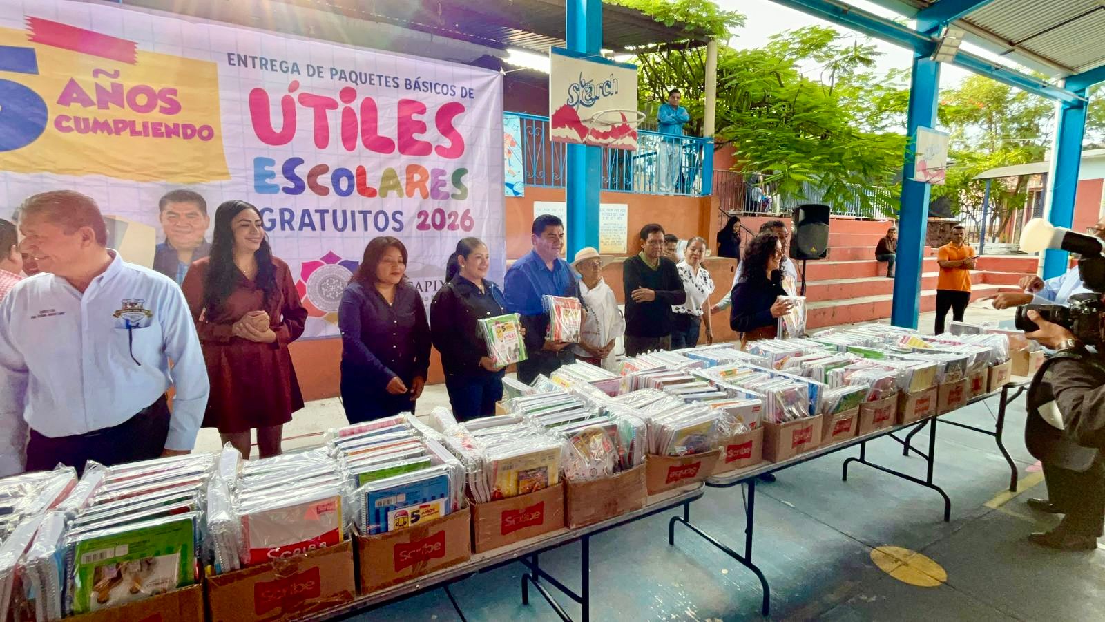 Entrega Yecapixtla más de 11 mil paquetes escolares a estudiantes de nivel básico