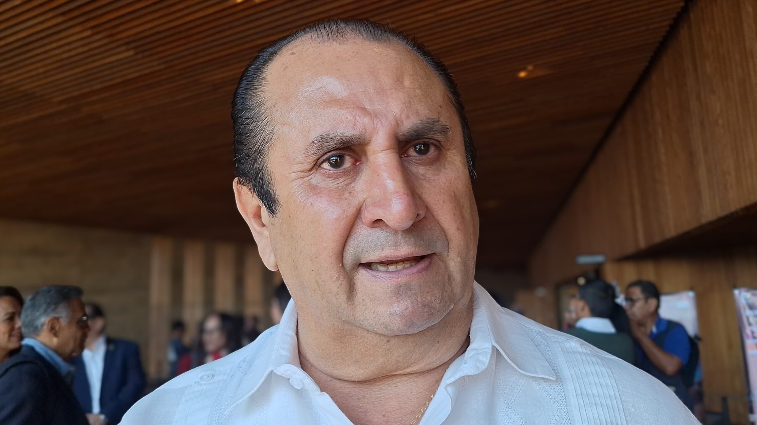 Gobierno busca reactivar vuelos comerciales en el Aeropuerto de Morelos