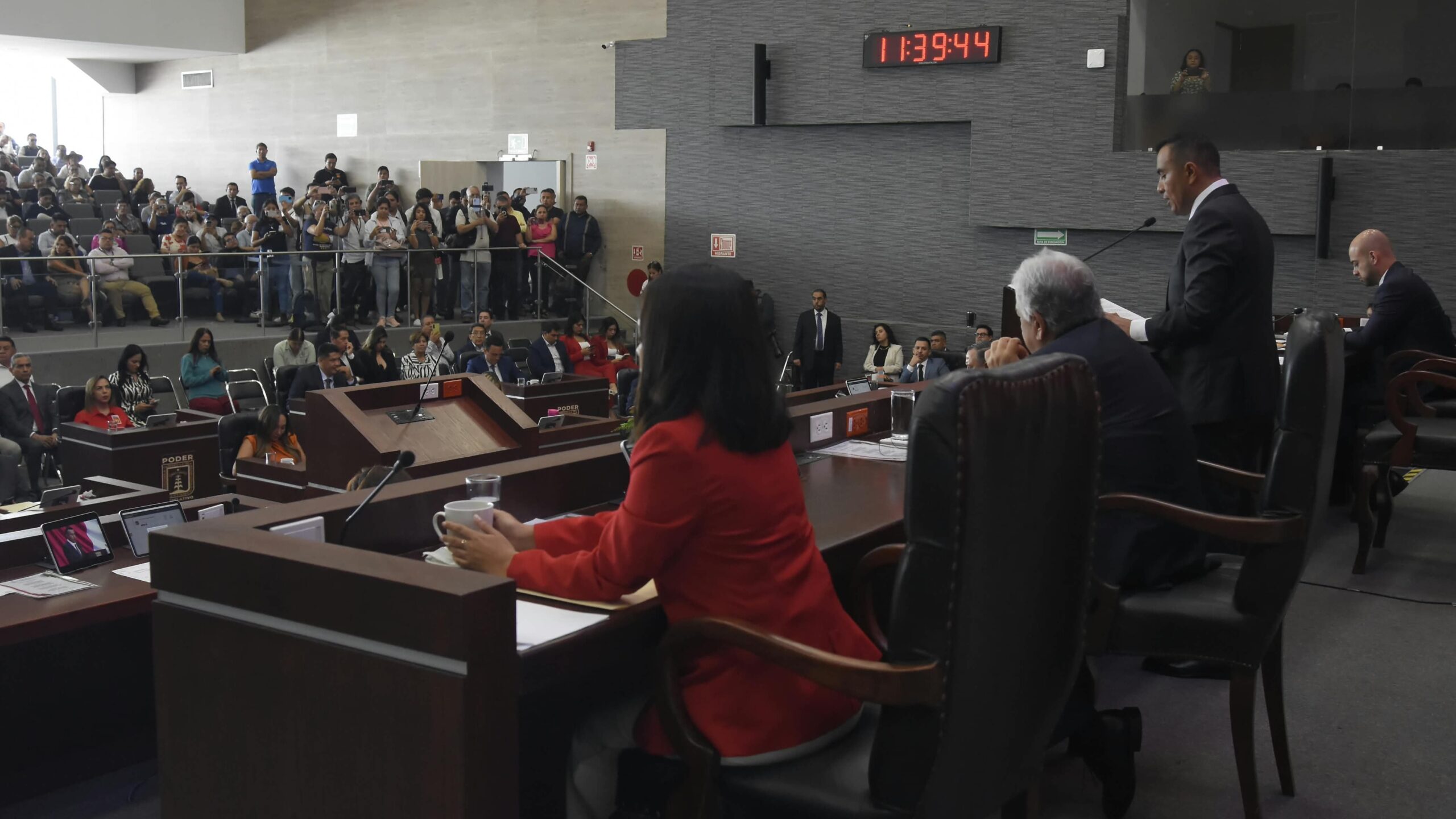 Legisladores cierran filas: no aprobarán Instituto de Pensiones sin acuerdo con trabajadores