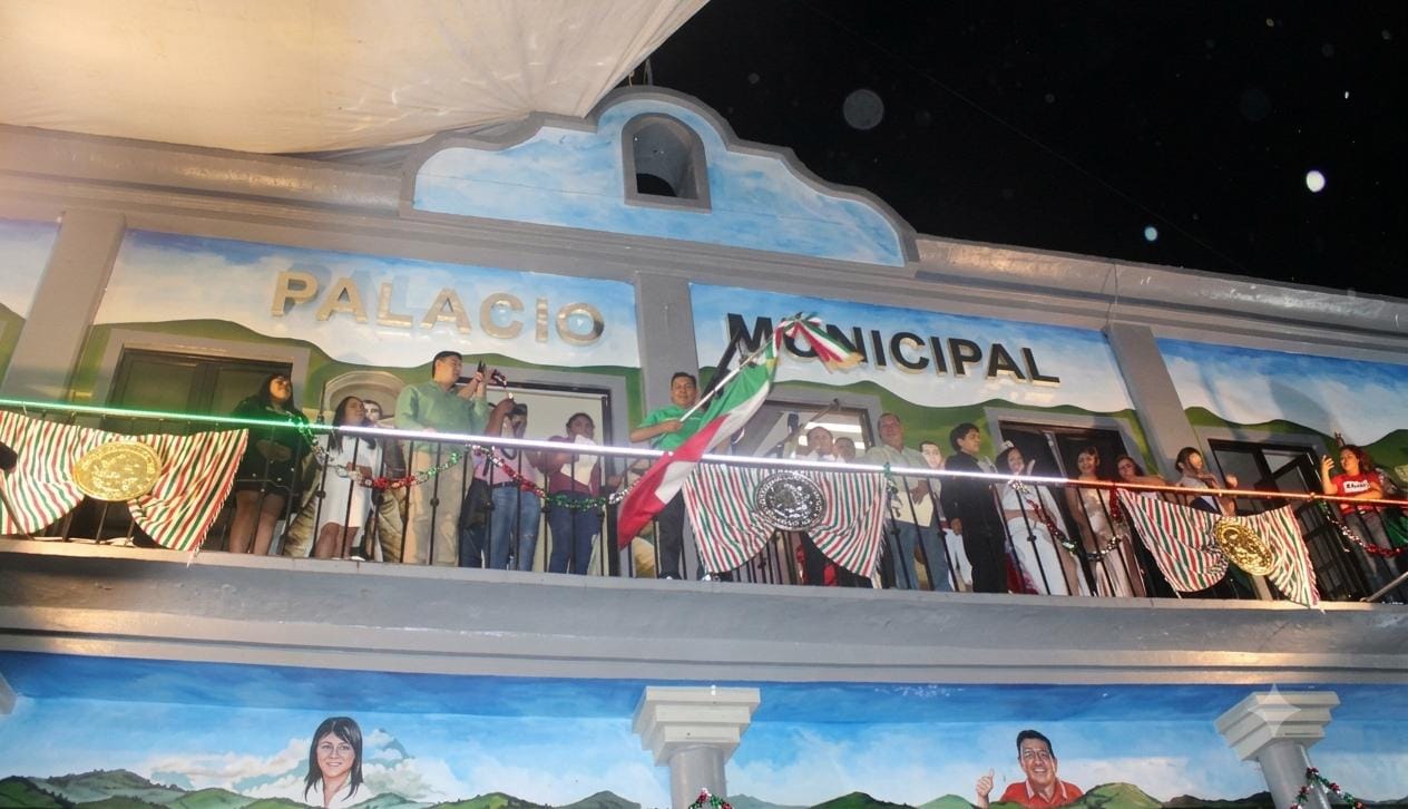 Presentan cartelera de fiestas patrias en Jonacatepec
