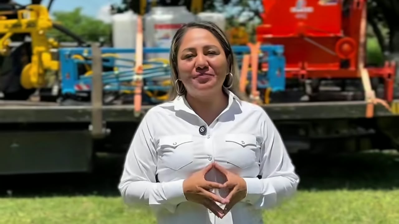 Ayala prepara apoyos para sectores agrícola, ganadero, acuícola y apícola