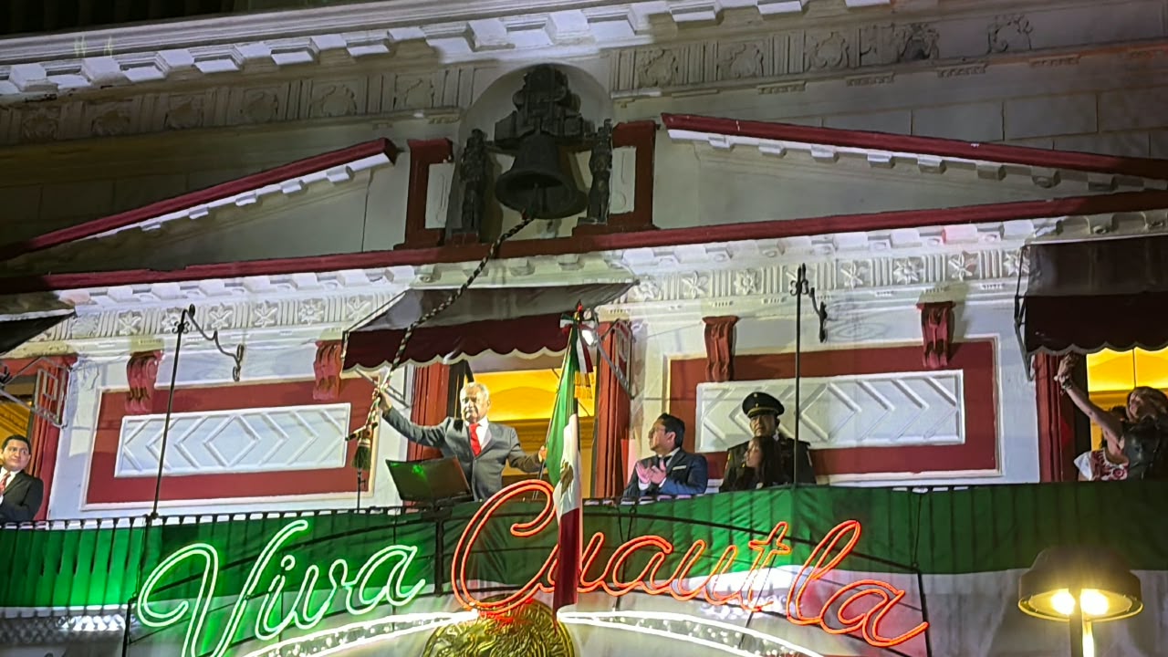 Encabeza Salvador Molina Martínez Grito de Independencia en Cuautla