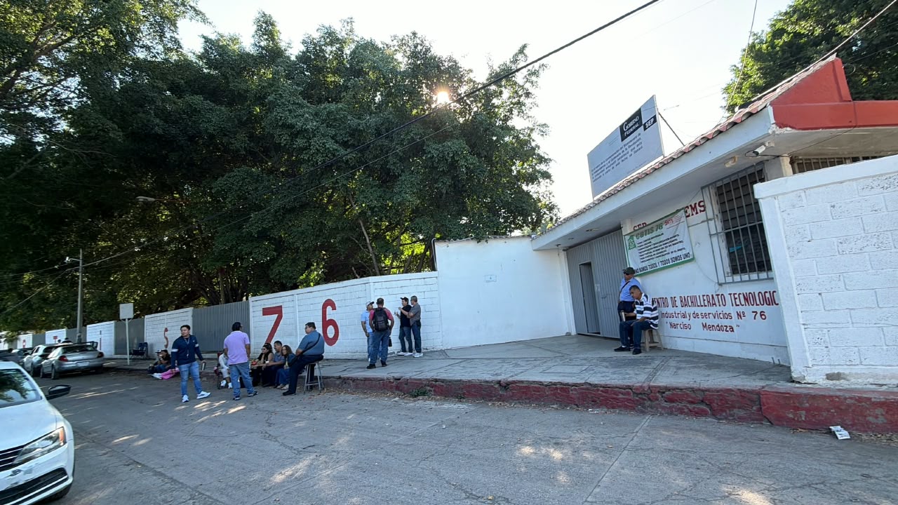 Acuerdan pago de adeudos y regreso a clases en planteles federales Acuerdan pago de adeudos y regreso a clases en planteles federales