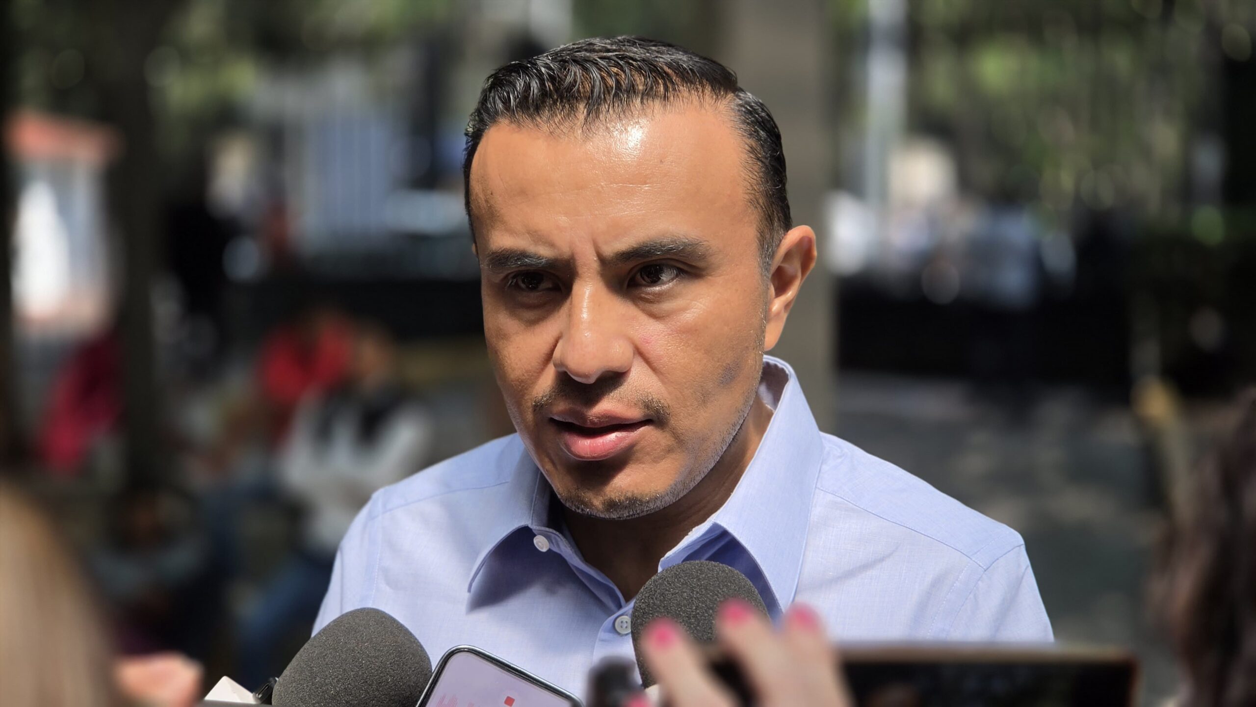 Pide Isaac Pimentel a diputados cumplir con su trabajo antes de buscar otro cargo