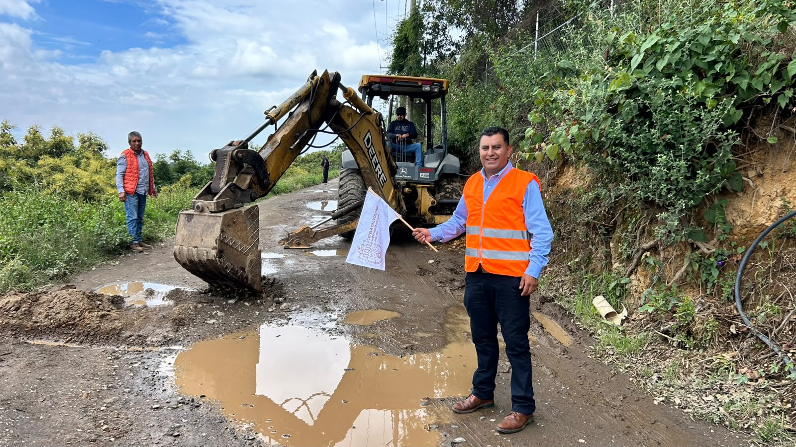 Arrancan obras de infraestructura en barrios de Tetela del Volcán Arrancan obras de infraestructura en barrios de Tetela del Volcán