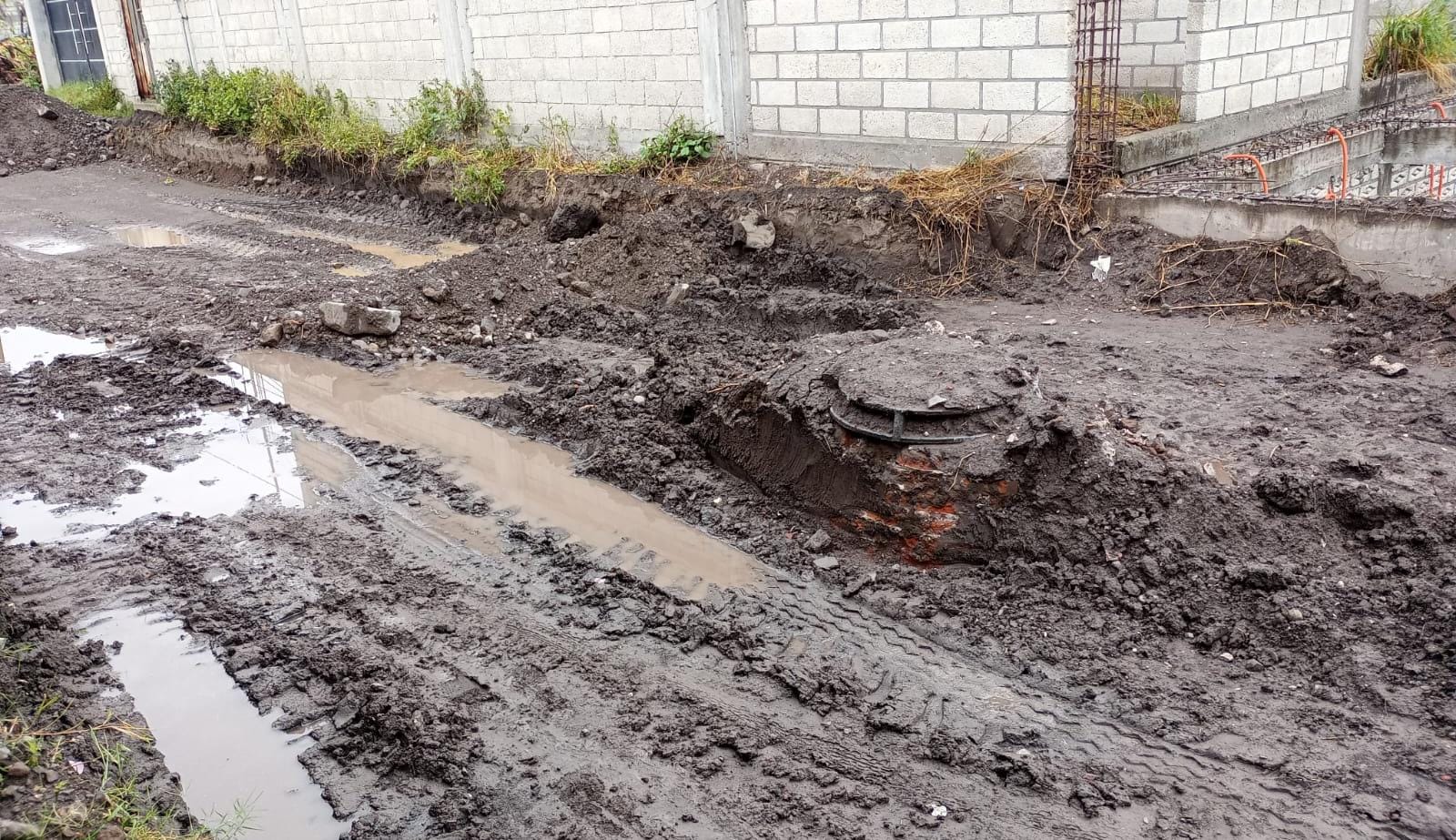 Lluvias inundan viviendas y colapsan drenaje en La Capilla, Jonacatepec