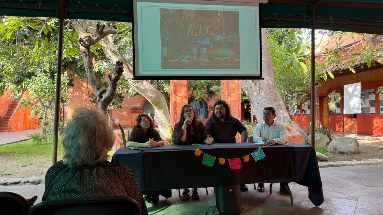 Analizan en Cuautla el sincretismo de las tradiciones de Fieles Difuntos Analizan en Cuautla el sincretismo de las tradiciones de Fieles Difuntos