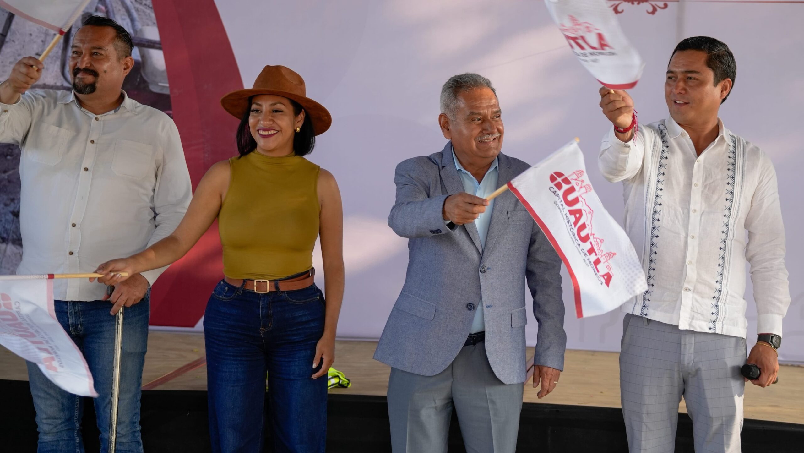 Inician pavimentación hidráulica en avenida Ferrocarril de Cuautla