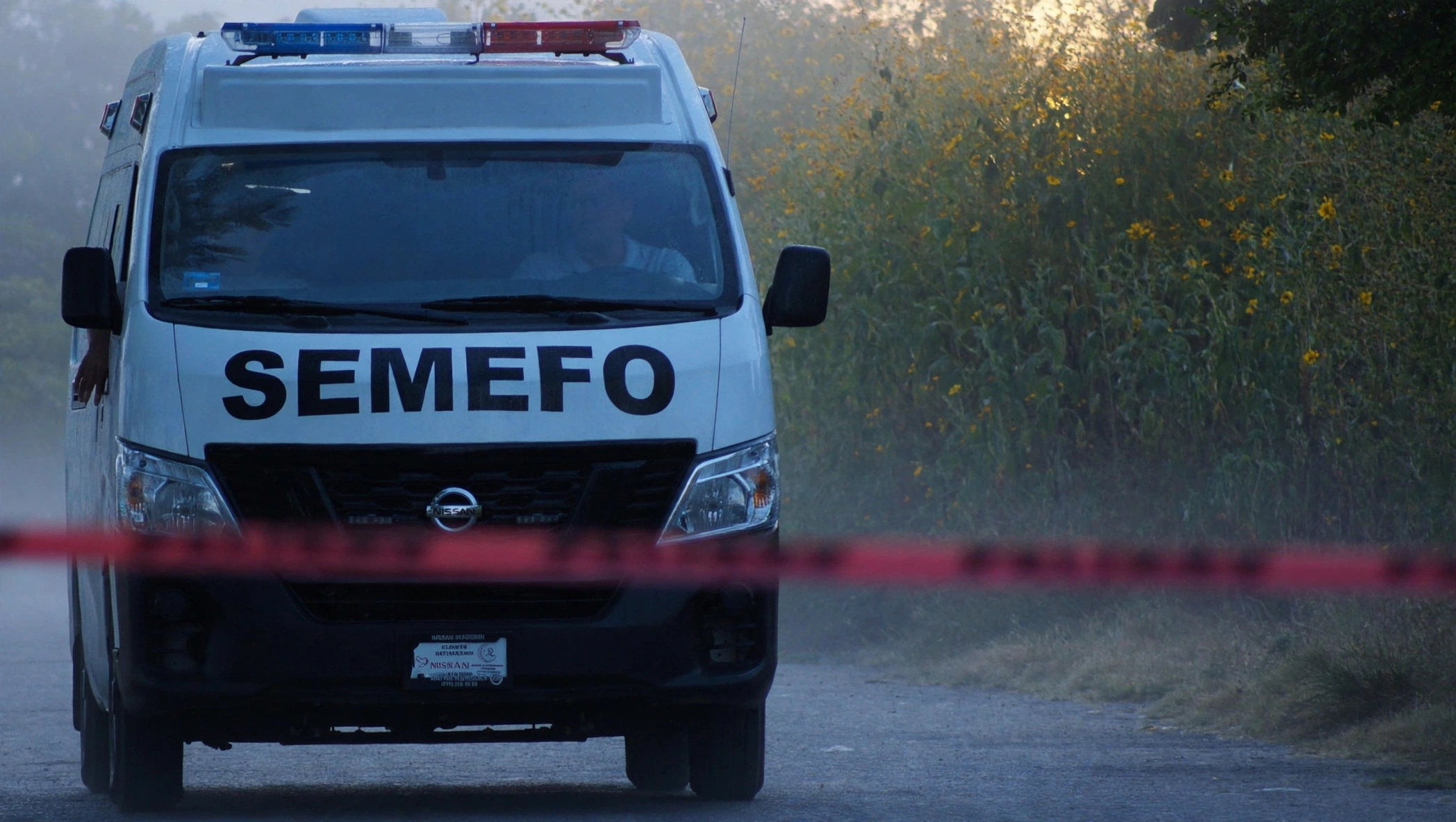 Hallan a dos hombres ejecutados y maniatados en la carretera Yecapixtla-Viveros